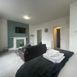 The Old Office - 1 Bed Apartment Swansea
