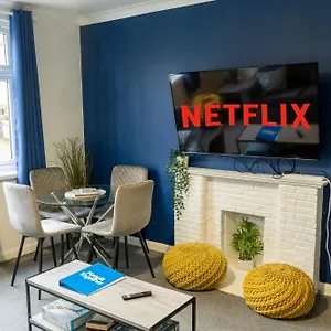  Apartment Fishpond Nook, Ground Fl Apartment, The Park Estate, Parking, & Cozy